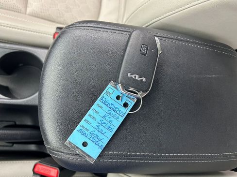 Used 2022 Kia Seltos EX AWD/4WD image 48