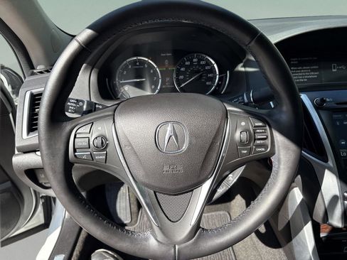 Used 2018 Acura TLX V6 w/ Technology Package FWD image 11