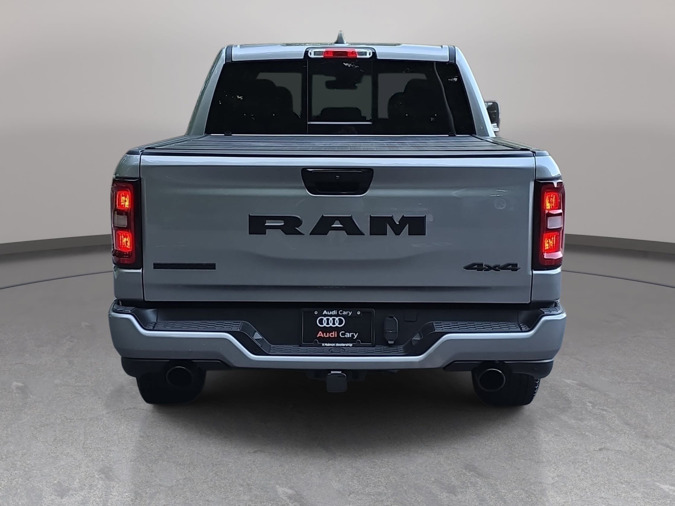 Used 2025 RAM 1500 Big Horn AWD/4WD image 6