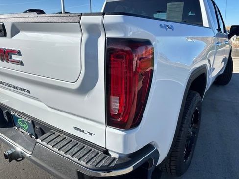 Certified 2024 GMC Sierra 1500 SLT image 29