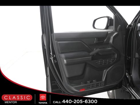 Used 2026 Toyota Tacoma SR5 AWD/4WD image 4