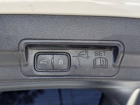 Used 2022 Ford Explorer ST w/ Equipment Group 401A AWD/4WD image 16