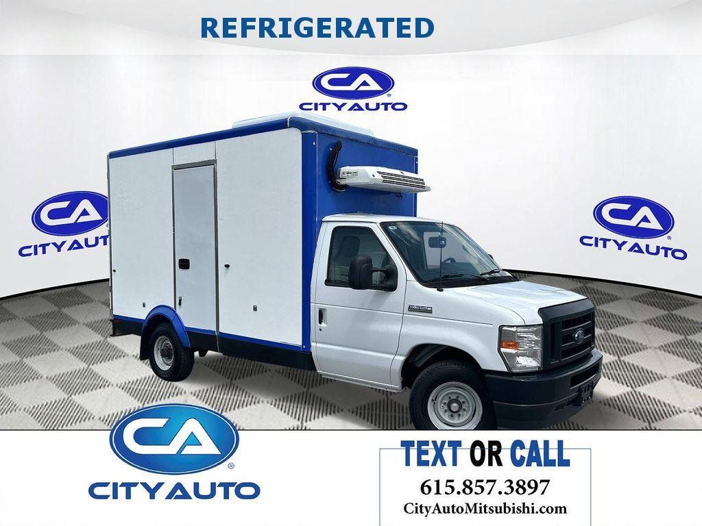 Used 2023 Ford E-350 and Econoline 350 Super Duty w/ Power Windows & Locks Group RWD image 1