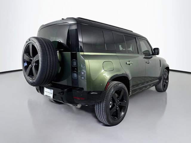 New 2026 Land Rover Defender 110 X-Dynamic SE AWD/4WD image 5