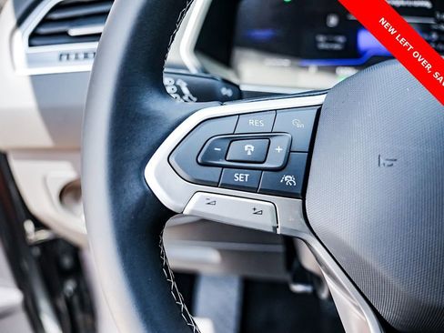 Used 2024 Volkswagen Tiguan S image 17