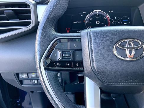 Used 2023 Toyota Sequoia Limited image 24