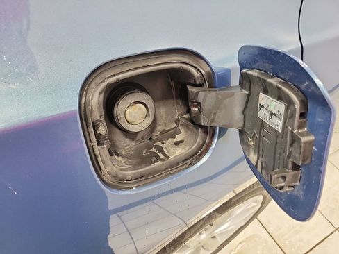 Used 2025 Chevrolet Malibu LT image 12