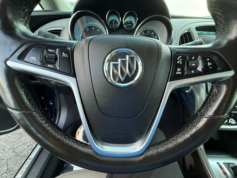 Used 2015 Buick Verano FWD image 6
