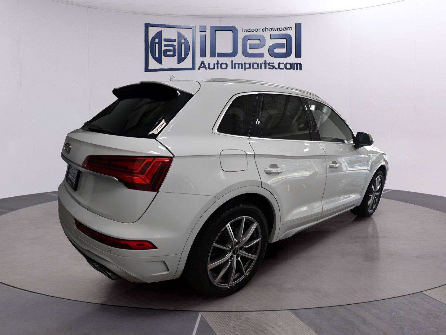 Used 2021 Audi SQ5 Premium Plus w/ Premium Plus Package AWD/4WD image 5