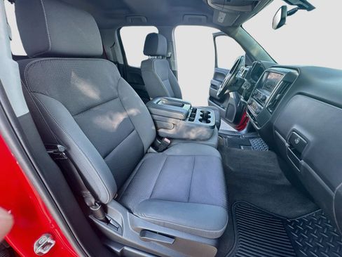 Used 2018 Chevrolet Silverado 1500 LT AWD/4WD image 27