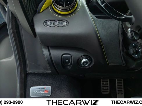 Used 2018 McLaren 720S Performance RWD image 48