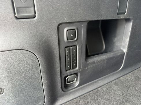 Used 2025 Ford Expedition Max Platinum AWD/4WD image 15