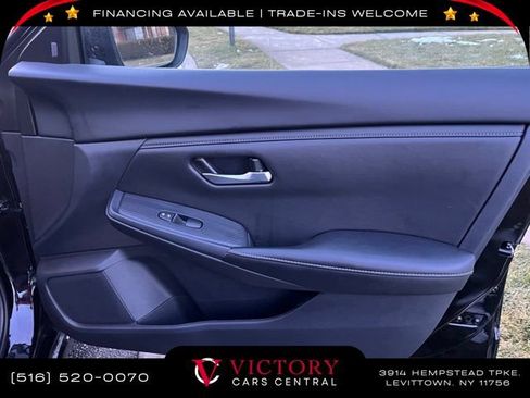 Used 2025 Nissan Sentra SV image 16