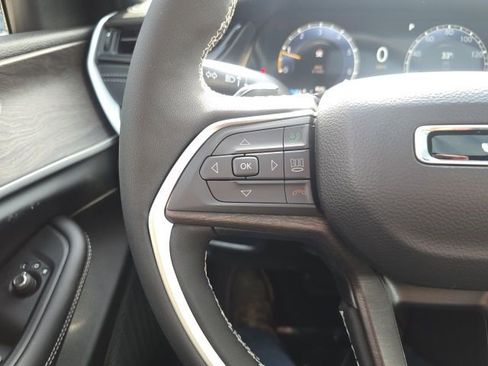 New 2026 Jeep Grand Cherokee Laredo image 13