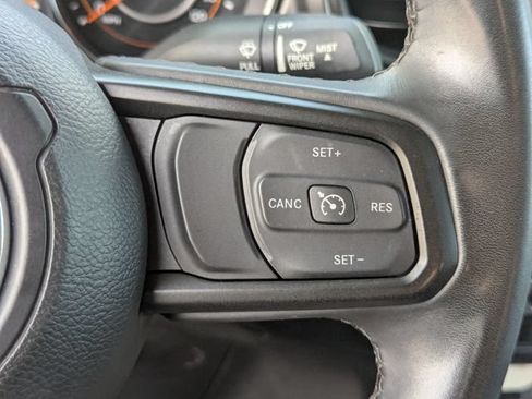 Used 2022 Jeep Wrangler Unlimited Sport AWD/4WD image 33