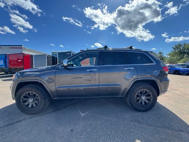 Used 2020 Jeep Grand Cherokee Overland AWD/4WD image 4
