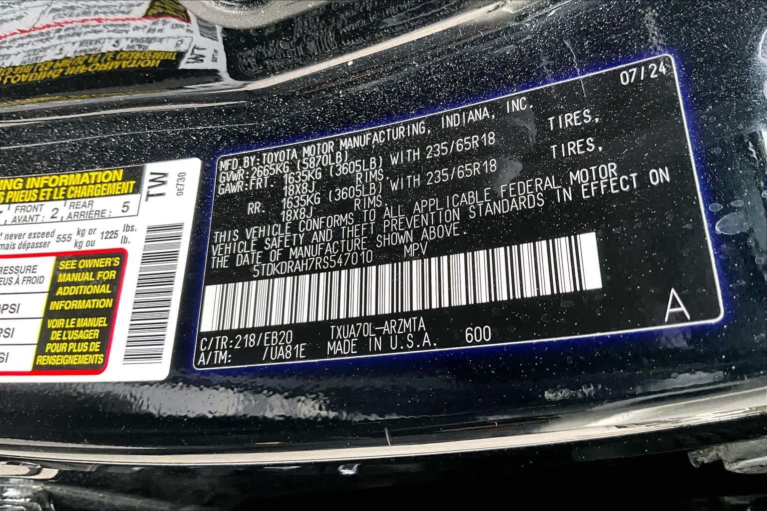 Used 2024 Toyota Highlander XLE FWD image 37