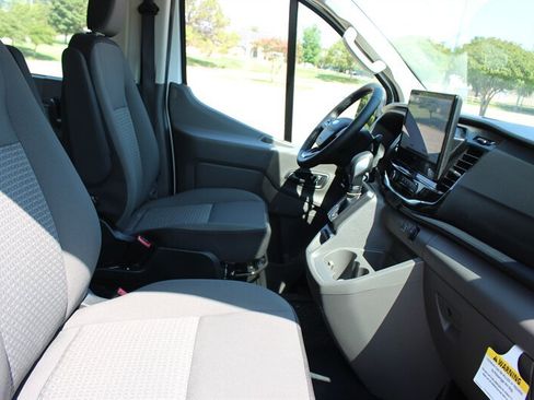 Used 2026 Ford Transit 350 XLT RWD image 27