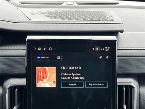 Used 2024 GMC Acadia Elevation image 14