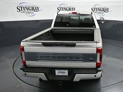 Used 2017 Ford F250 Platinum w/ Platinum Ultimate Package image 14