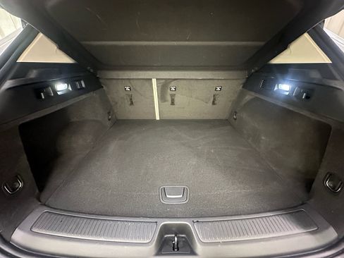Used 2023 Buick Envision Avenir AWD/4WD image 12