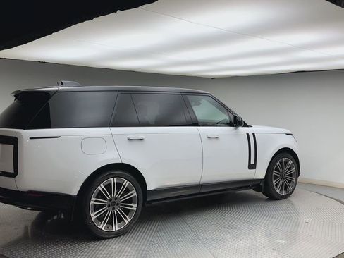 New 2026 Land Rover Range Rover Long Wheelbase Autobiography AWD/4WD image 2