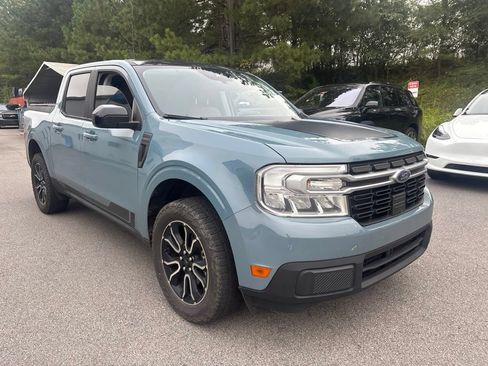 Used 2022 Ford Maverick Lariat w/ Lariat Luxury Package FWD image 3