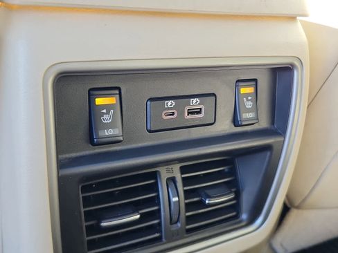 Used 2019 Nissan Murano Platinum w/ Cargo Package image 8