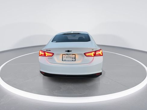 Used 2023 Chevrolet Malibu LT w/ Sport Edition image 7