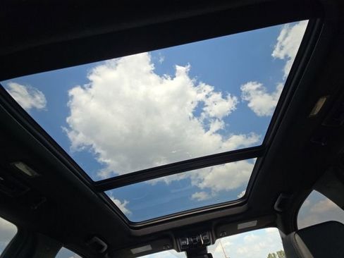 Used 2026 GMC Yukon XL Denali w/ Sun & Power Step Package image 42