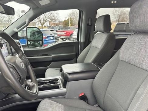 Used 2023 Ford F350 XLT w/ FX4 Off-Road Package image 13