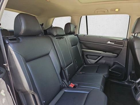 Used 2019 Volkswagen Atlas SE w/ Panoramic Sunroof Package FWD image 20