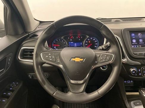 Used 2020 Chevrolet Equinox LT w/ Driver Convenience Package AWD/4WD image 16