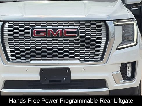 Used 2023 GMC Yukon Denali AWD/4WD image 4