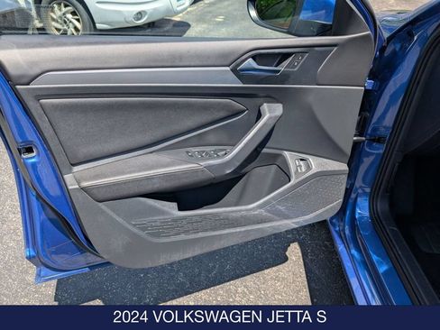 Certified 2024 Volkswagen Jetta S FWD image 11