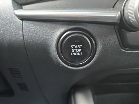 Used 2025 MAZDA MAZDA3 s image 28