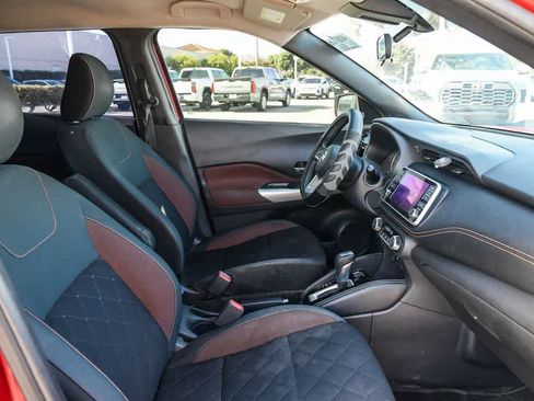 Used 2020 Nissan Kicks SR FWD image 16