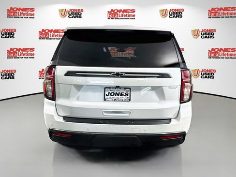 Used 2022 Chevrolet Suburban RST w/ Luxury Package AWD/4WD image 16