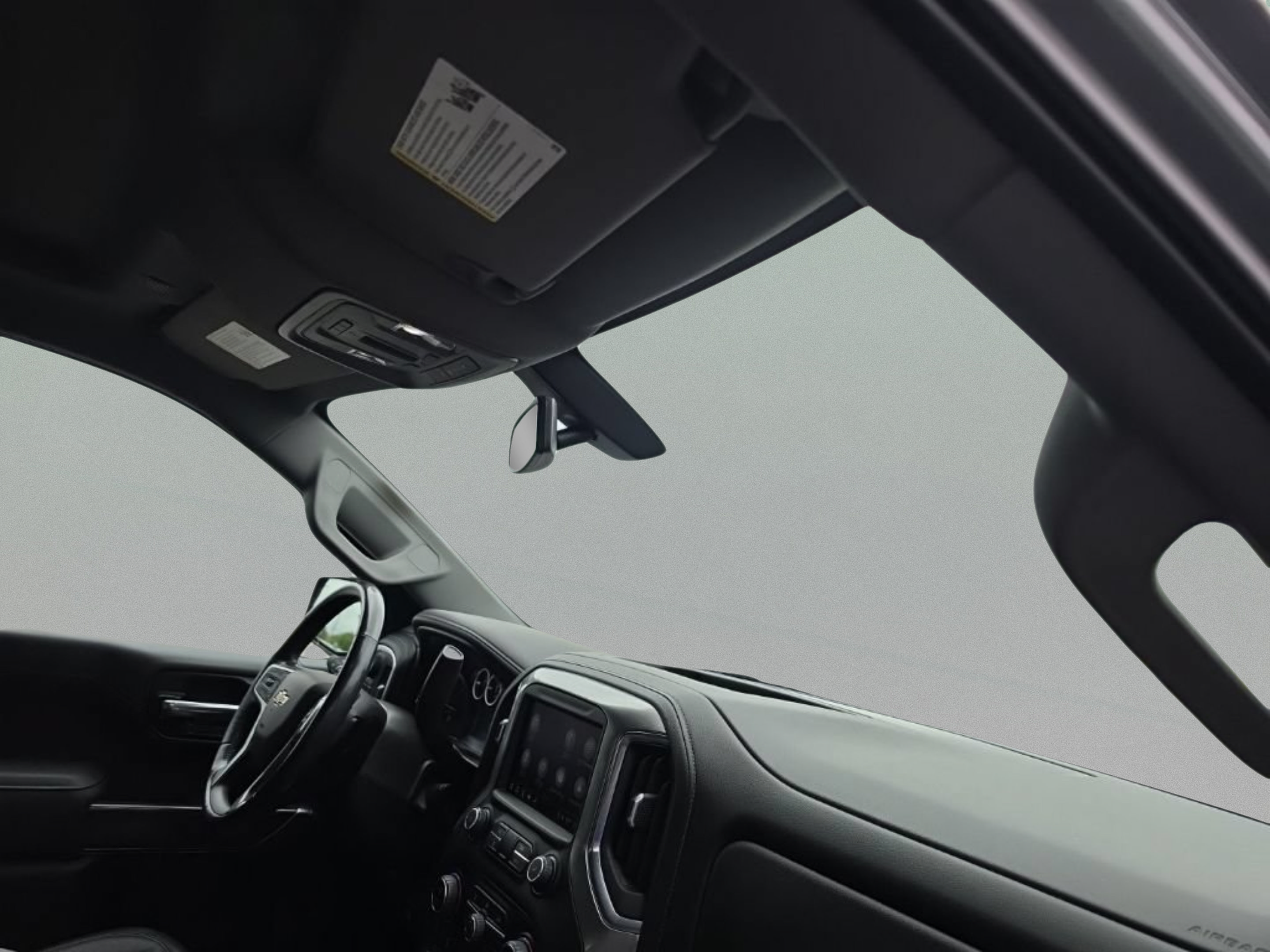 Used 2021 Chevrolet Silverado 1500 LTZ AWD/4WD image 35