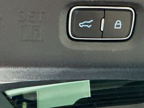 Used 2025 Ford Expedition Max Active image 32