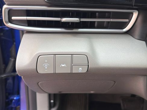 Certified 2023 Hyundai Elantra SEL w/ Convenience Package FWD image 22