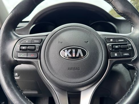 Used 2019 Kia Optima EX w/ Technology Package FWD image 10