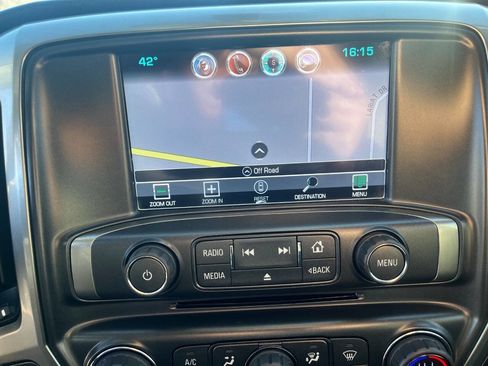 Used 2018 Chevrolet Silverado 1500 LT w/ Texas Edition image 18