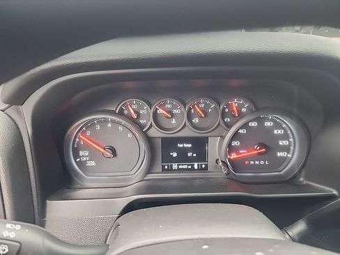 Used 2022 Chevrolet Silverado 1500 Custom image 5