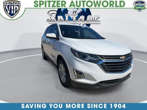 Used 2018 Chevrolet Equinox LT FWD image 2