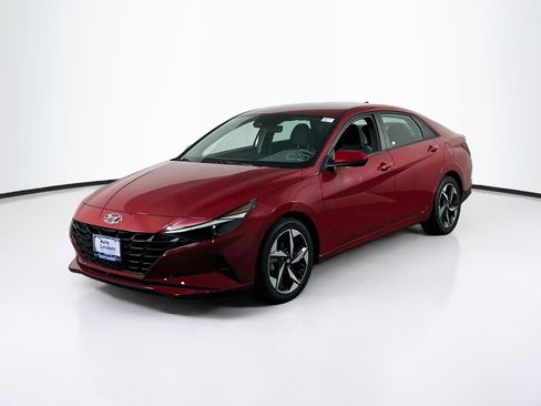 Used 2023 Hyundai Elantra SEL w/ Convenience Package FWD image 1