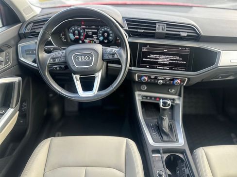 Used 2024 Audi Q3 2.0T Premium Plus w/ Premium Plus Package image 10