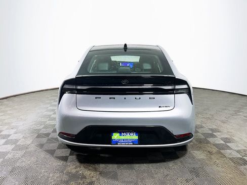 New 2026 Toyota Prius Plug-In Hybrid FWD image 7