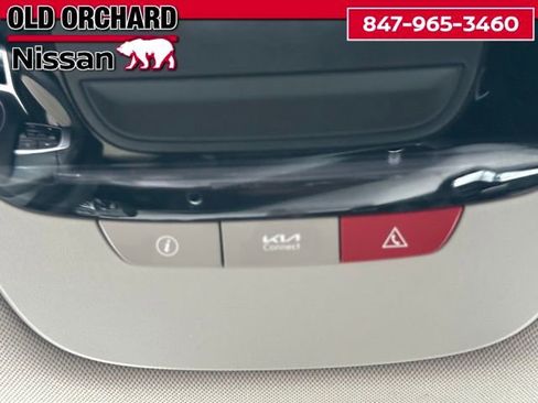 Used 2023 Kia Sportage SX image 18