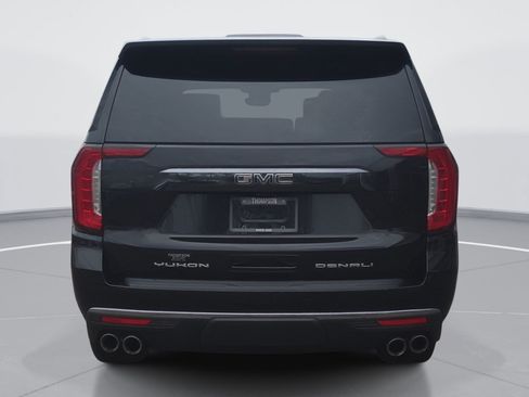 Used 2023 GMC Yukon Denali Ultimate AWD/4WD image 4
